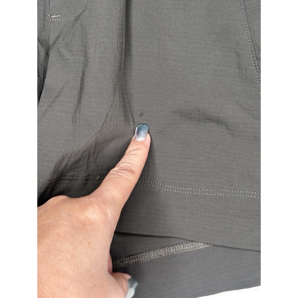 Athleta Trekkie North Shorts Olive Green 4 Athleisure Gorpcore Activewear 530626 - Picture 5 of 10